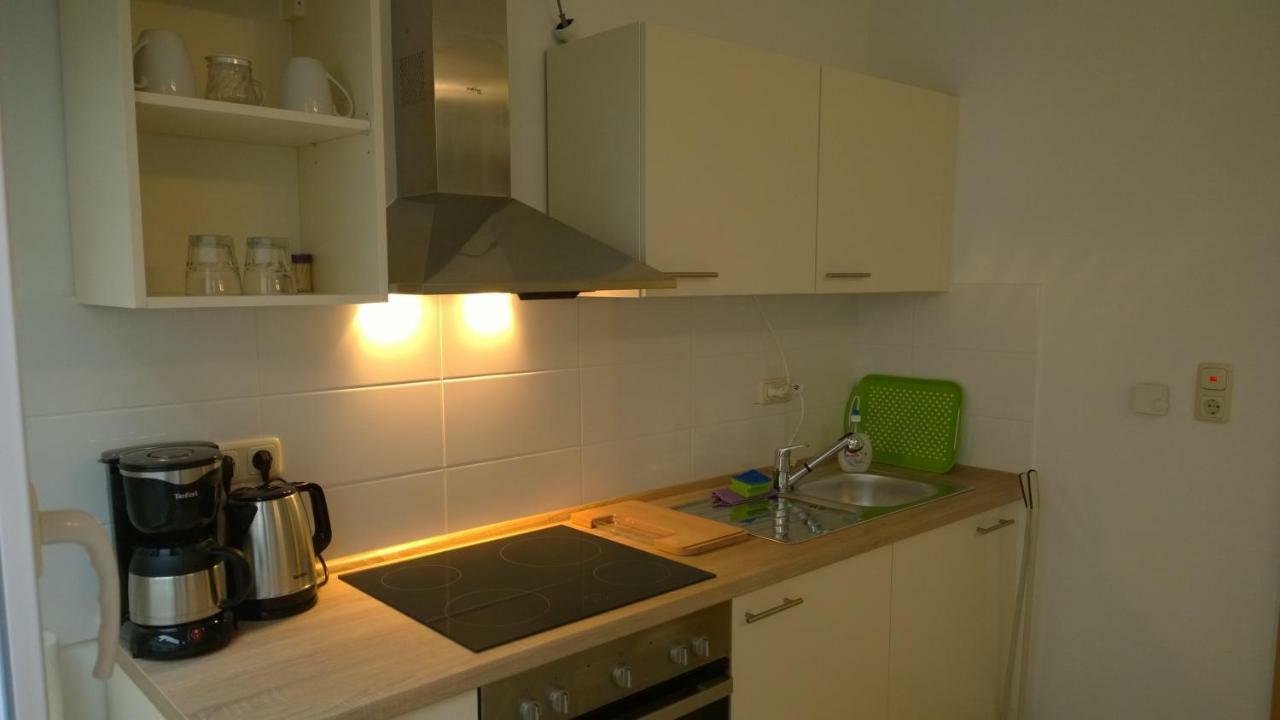 Pensionsappartments Blitz Wiesbaden Esterno foto